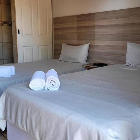 Pab-Love Guest House Kuruman Zewnętrze zdjęcie