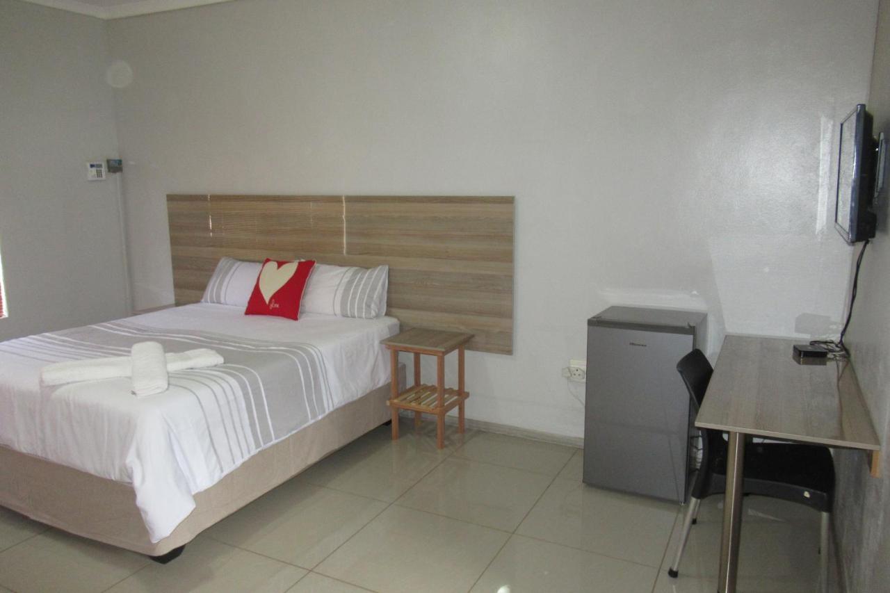 Pab-Love Guest House Kuruman Zewnętrze zdjęcie