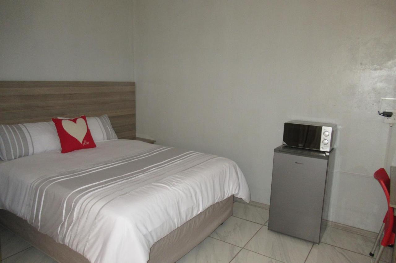Pab-Love Guest House Kuruman Zewnętrze zdjęcie