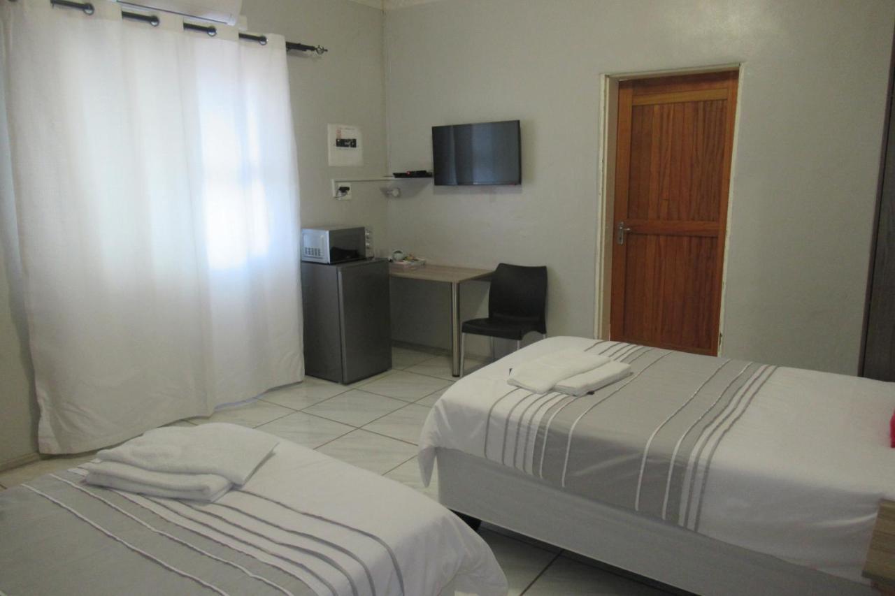 Pab-Love Guest House Kuruman Zewnętrze zdjęcie