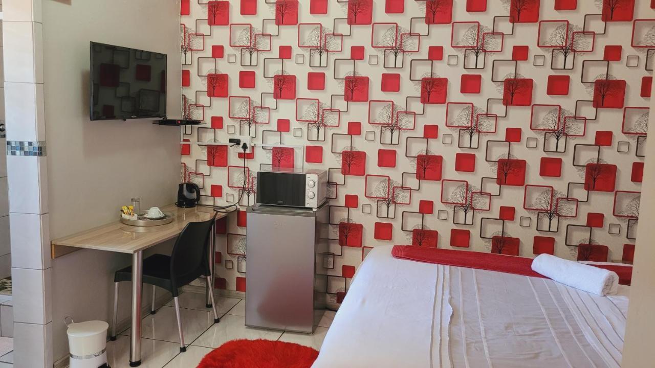 Pab-Love Guest House Kuruman Zewnętrze zdjęcie