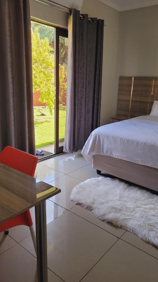 Pab-Love Guest House Kuruman Zewnętrze zdjęcie
