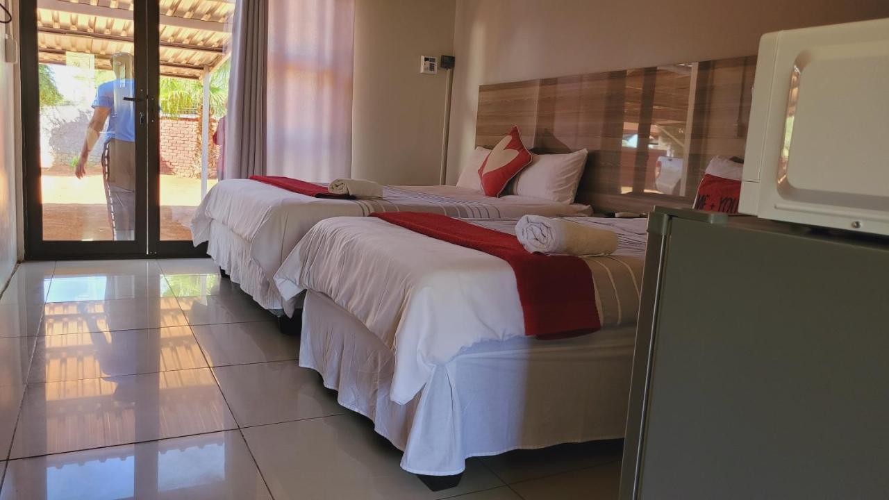 Pab-Love Guest House Kuruman Zewnętrze zdjęcie
